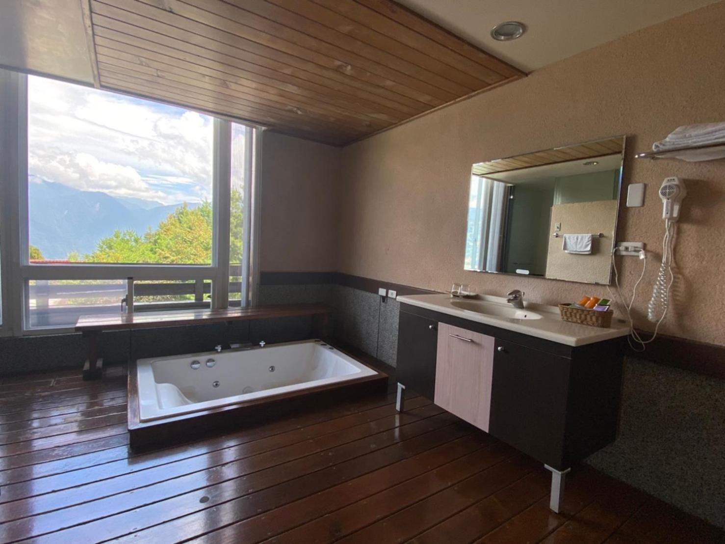 Ailiga Travel Villa Ренай Номер фото